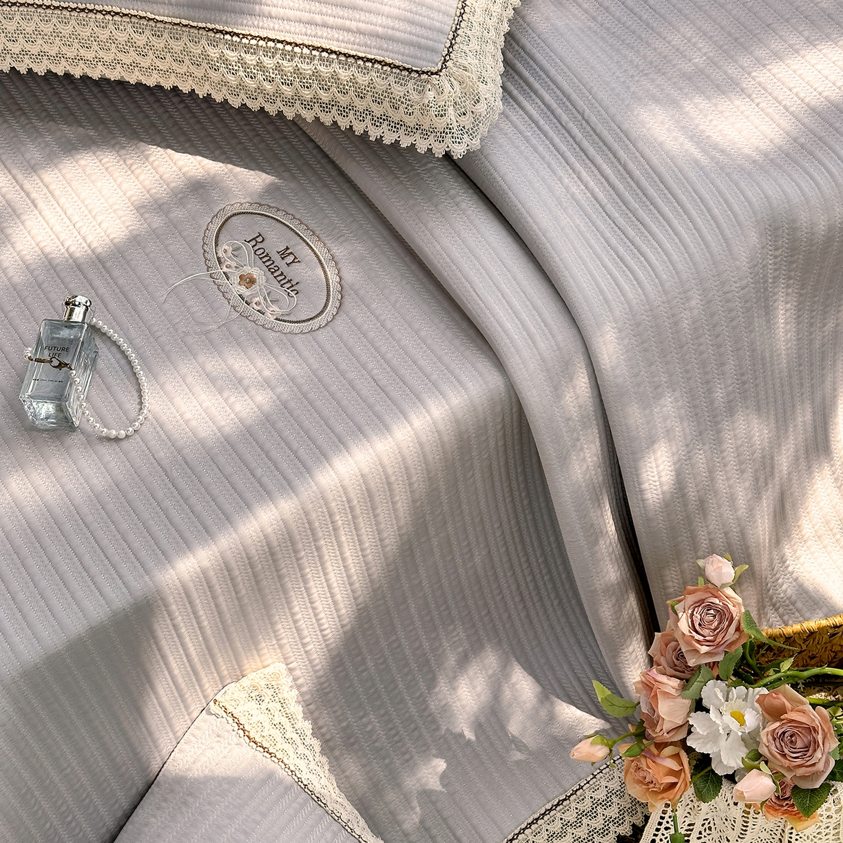 91家纺网 家纺一手货源 找家纺 乐朵家居 2026新款 卡洛琳 （复合） 凉豆豆 凉席三件套 星空灰