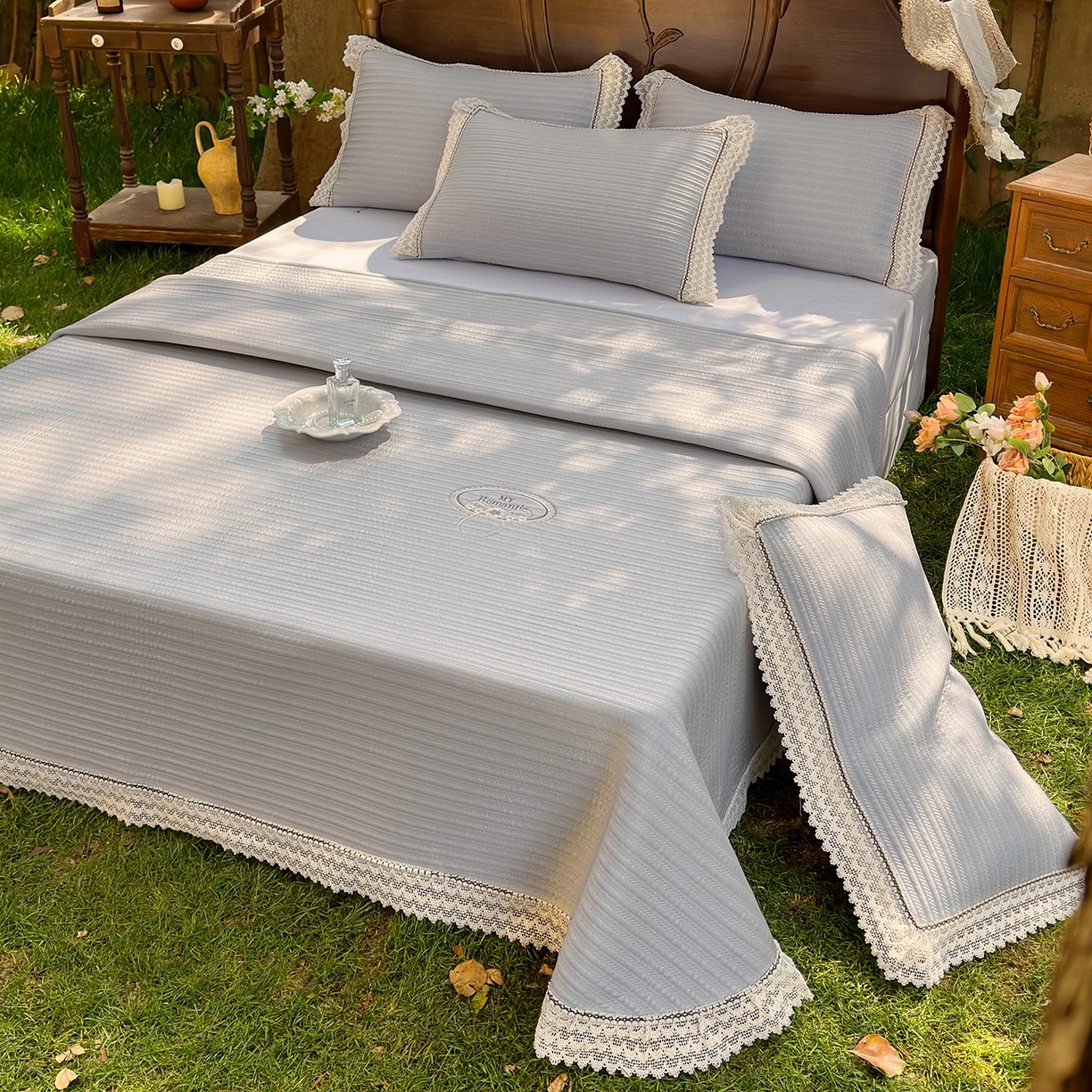 91家纺网 家纺一手货源 找家纺 乐朵家居 2026新款 卡洛琳 （复合） 凉豆豆 凉席三件套 星空灰