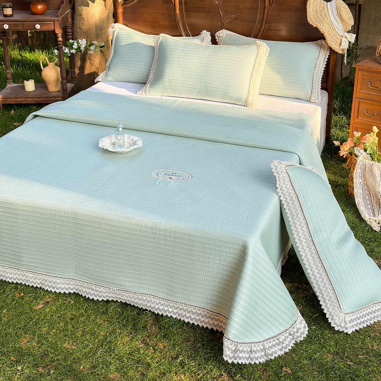 91家纺网 家纺一手货源 找家纺 乐朵家居 2026新款 卡洛琳  （复合）凉豆豆 凉席三件套 抹茶绿