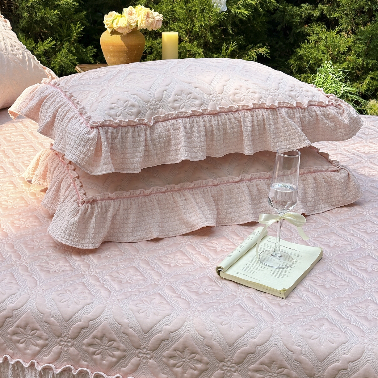 91家纺网 家纺一手货源 找家纺  乐朵家居 2026新款 蒂梵朵 （复合）凉豆豆 凉席三件套 粉色