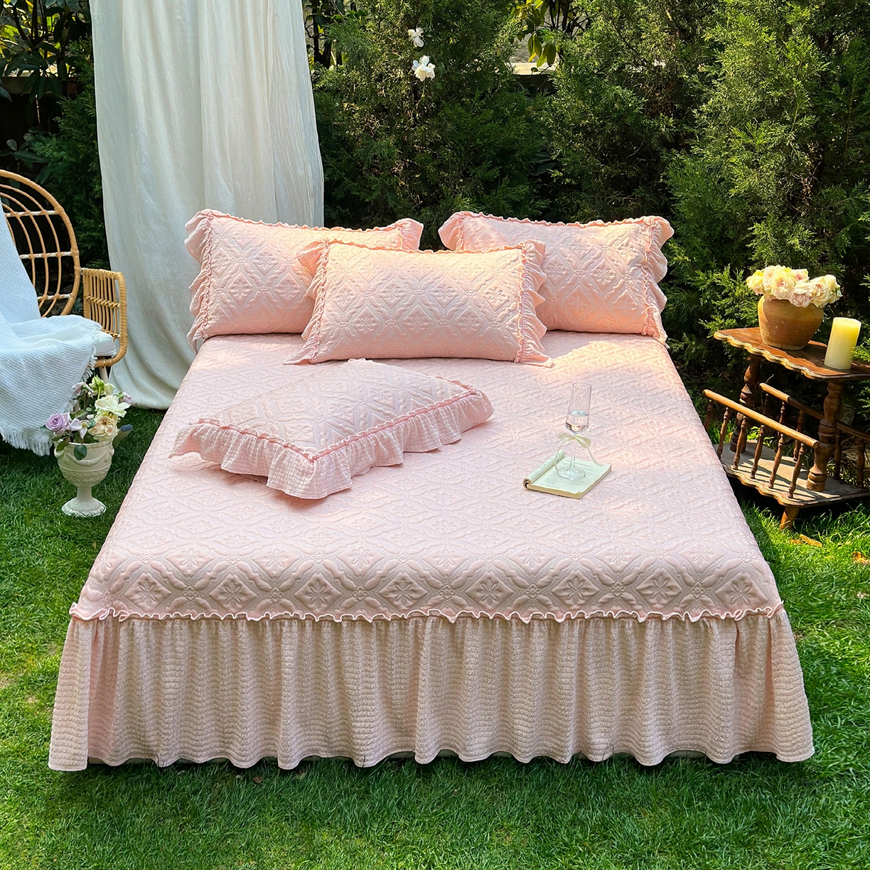 91家纺网 家纺一手货源 找家纺  乐朵家居 2026新款 蒂梵朵 （复合）凉豆豆 凉席三件套 粉色