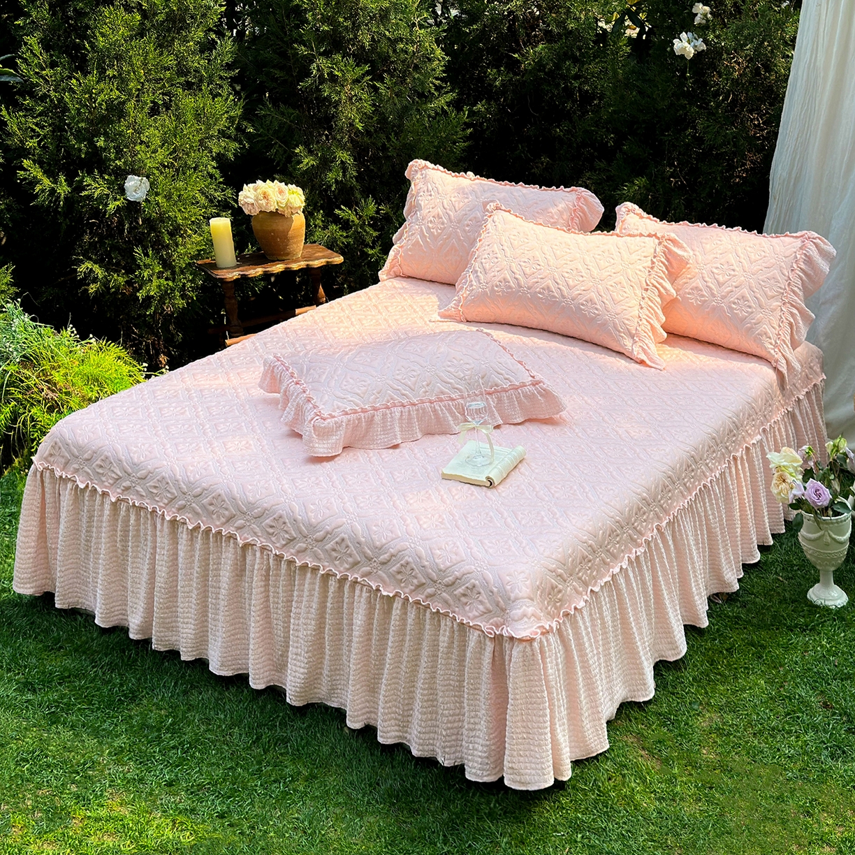 91家纺网 家纺一手货源 找家纺  乐朵家居 2026新款 蒂梵朵 （复合）凉豆豆 凉席三件套 粉色