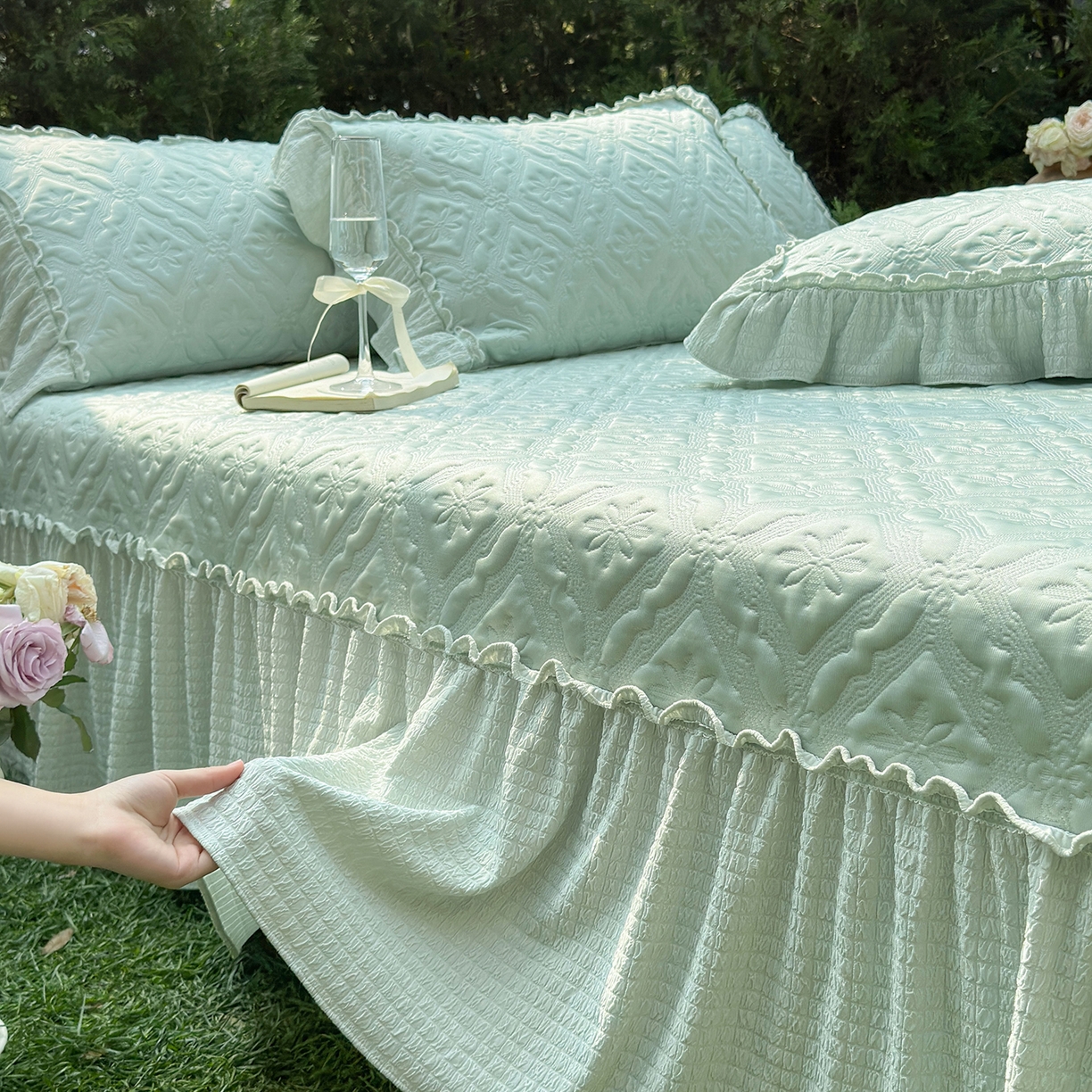 91家纺网 家纺一手货源 找家纺 乐朵家居 2026新款 蒂梵朵 （复合）凉豆豆 凉席三件套 抹茶绿