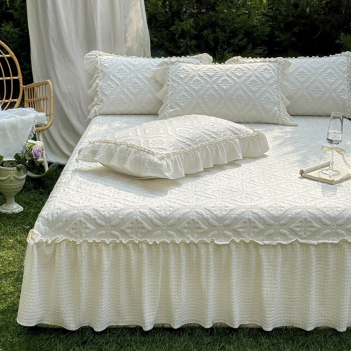 91家纺网 家纺一手货源 找家纺 乐朵家居 2026新款 蒂梵朵 （复合）凉豆豆 凉席三件套 -米色