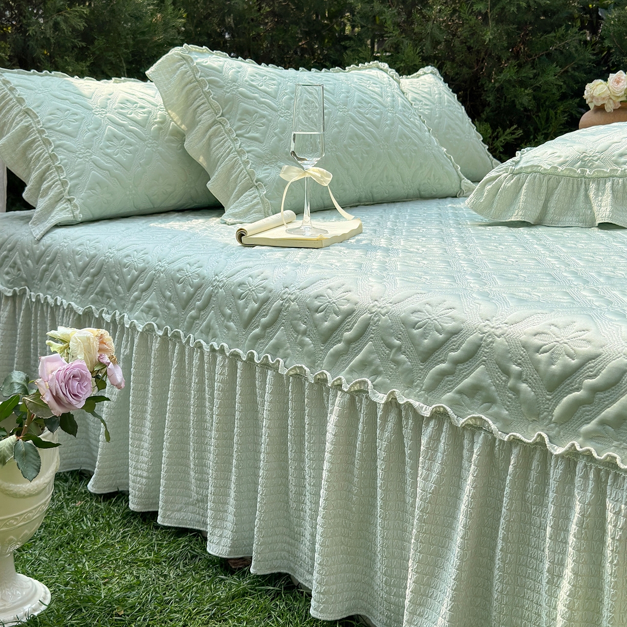 91家纺网 家纺一手货源 找家纺 乐朵家居 2026新款 蒂梵朵 （复合）凉豆豆 凉席三件套 抹茶绿