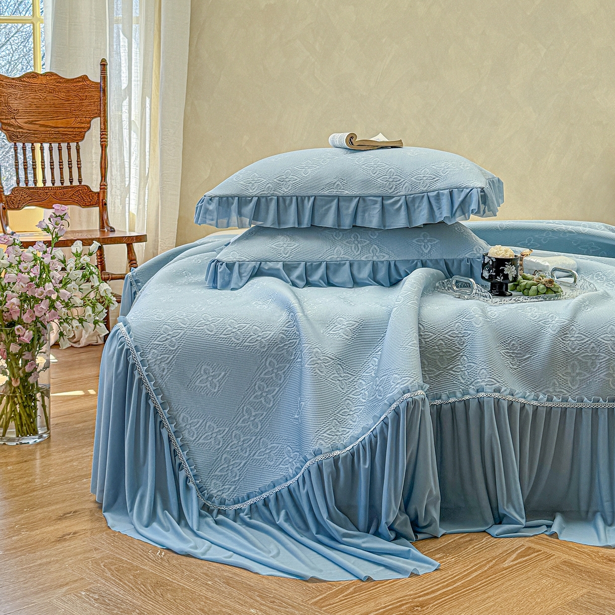 91家纺网 家纺一手货源 找家纺 （总）亿品家纺 2026新款550克PE高分子单泡提花凉感复合床裙款凉席