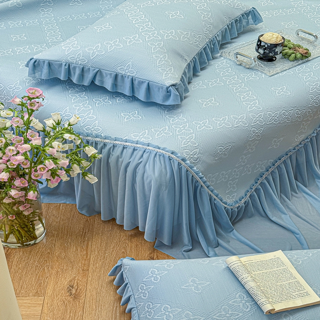 91家纺网 家纺一手货源 找家纺 （总）亿品家纺 2026新款550克PE高分子单泡提花凉感复合床裙款凉席