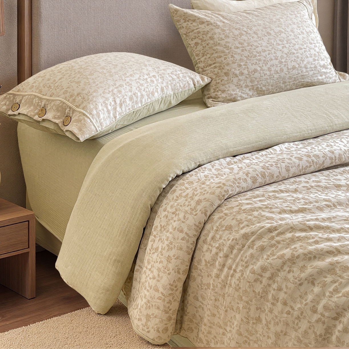 91家纺网 家纺一手货源 找家纺 树下 2026新款A类色织提花纽扣款棉麻四件套 曼眉