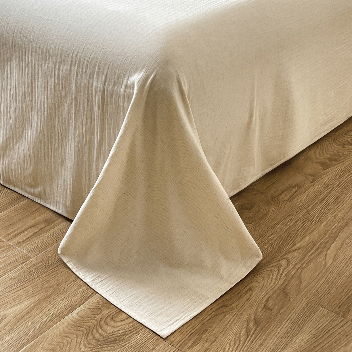 91家纺网 家纺一手货源 找家纺 树下 2026新款A类色织提花纽扣款棉麻四件套 笙花