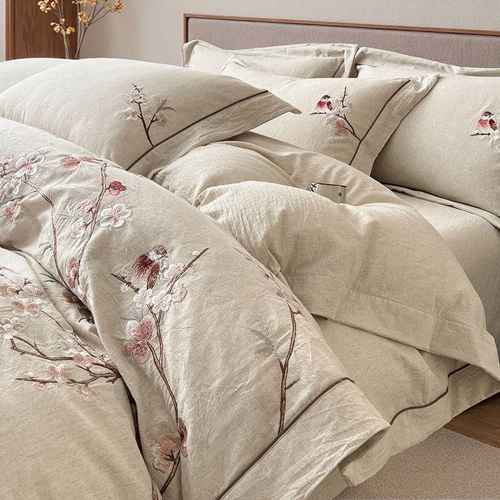 91家纺网 家纺一手货源 找家纺 树下 2026新款A类棉麻刺绣床单款四件套 花间絮语