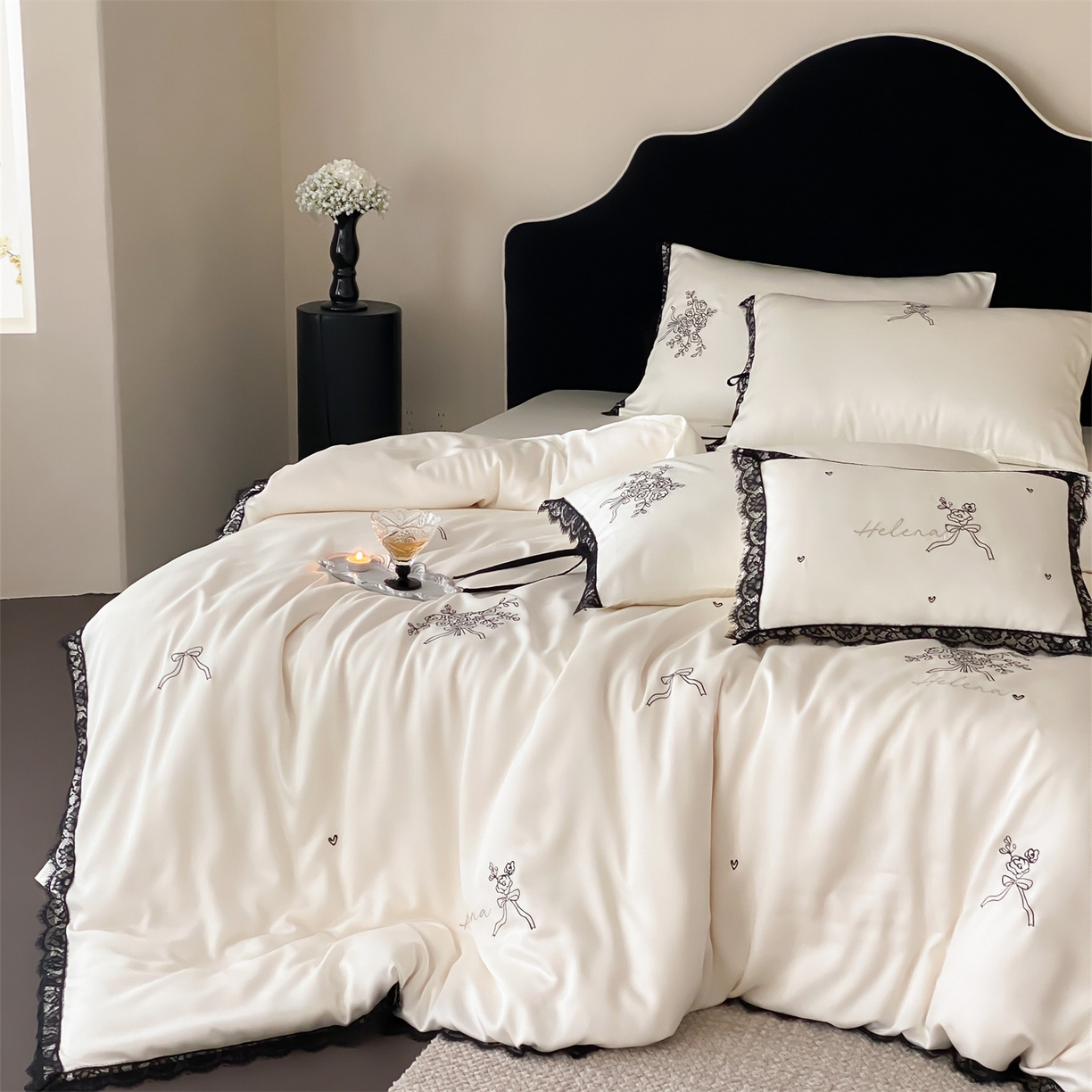 91家纺网 家纺一手货源 找家纺 （总）树下 2026新款60S天丝刺绣花边四件套-疏影