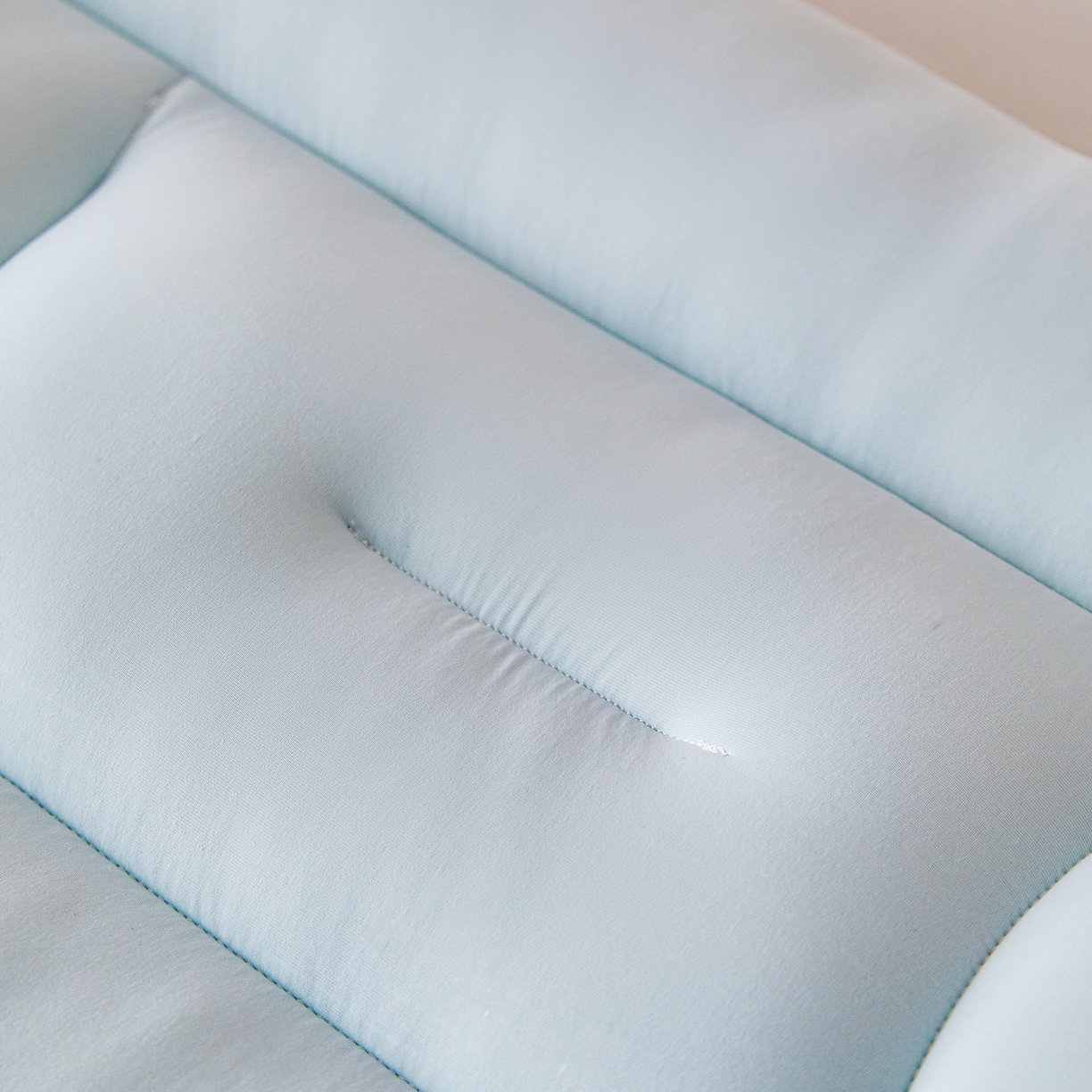 91家纺网 家纺一手货源 找家纺 贵夫人 2026新款A类儿童硅胶双面护颈枕枕头枕芯 学生成人蓝色单只