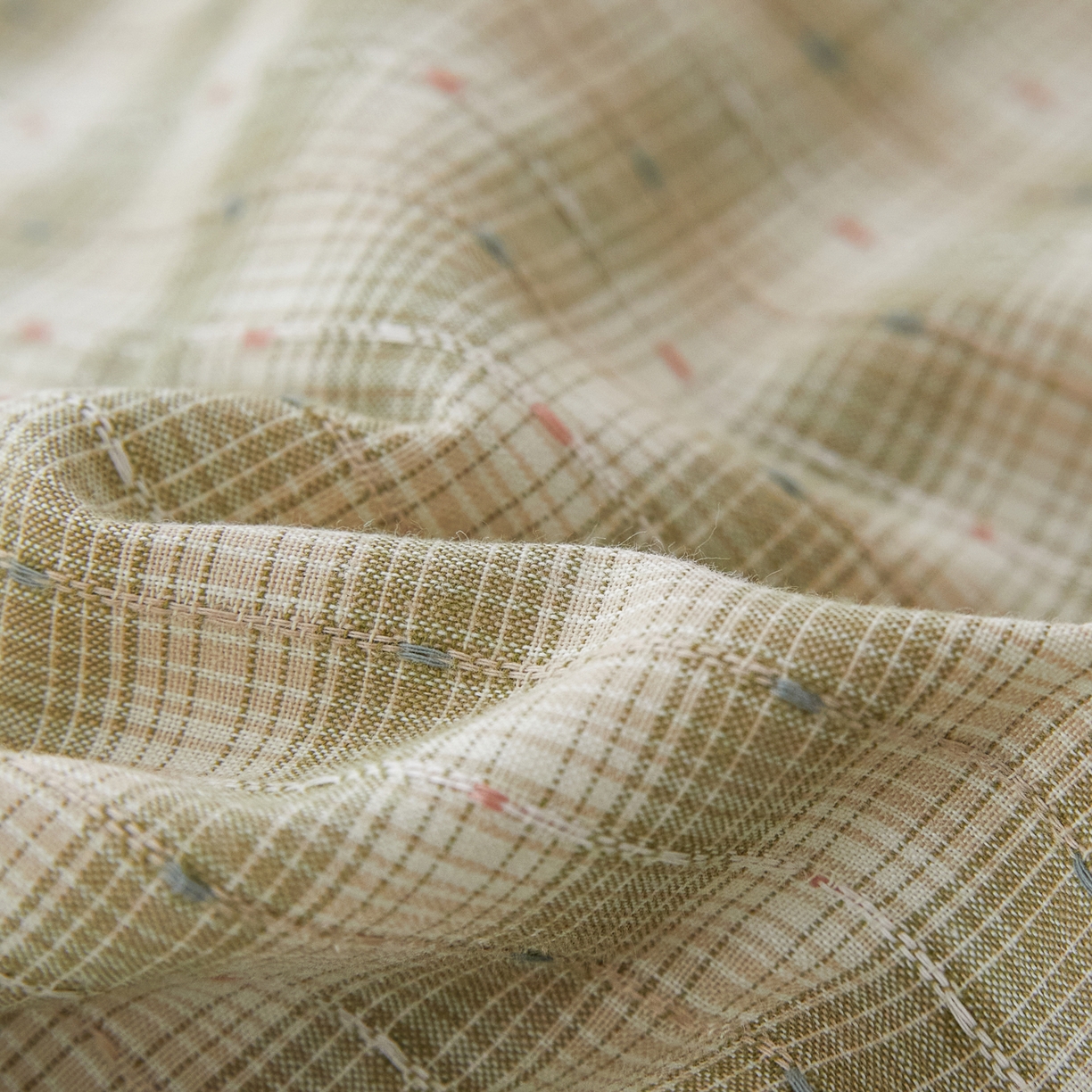 91家纺网 家纺一手货源 找家纺 贵夫人 2026新款童趣荞麦枕枕头枕芯毛球款 绿色一对