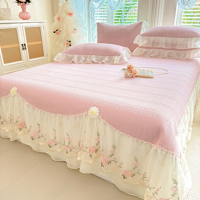 91家纺网 家纺一手货源 找家纺 苏米娜家纺SUMINA 2026新款PE高分子弯边工艺床裙款凉席三件套-可心 可心-粉黛