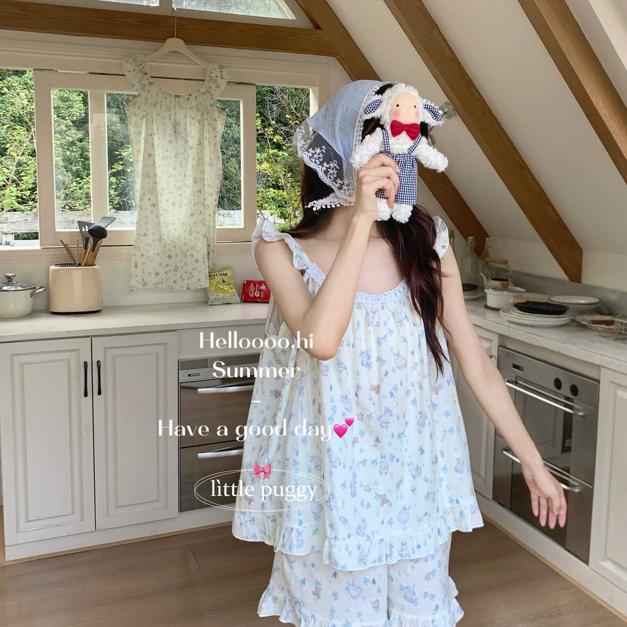 91家纺网 家纺一手货源 找家纺 （总）妍景家居生活馆 2026春夏新款小飞袖套装-米色雨后兔兔花园