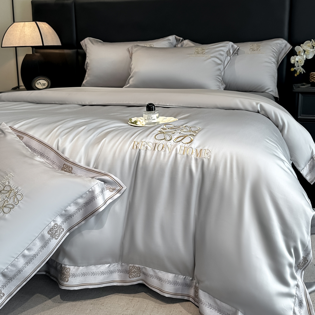 露梦家纺 2026新款A类水洗真丝轻奢刺绣拼接宽边四件套--贝拉系列 贝拉-薄雾灰