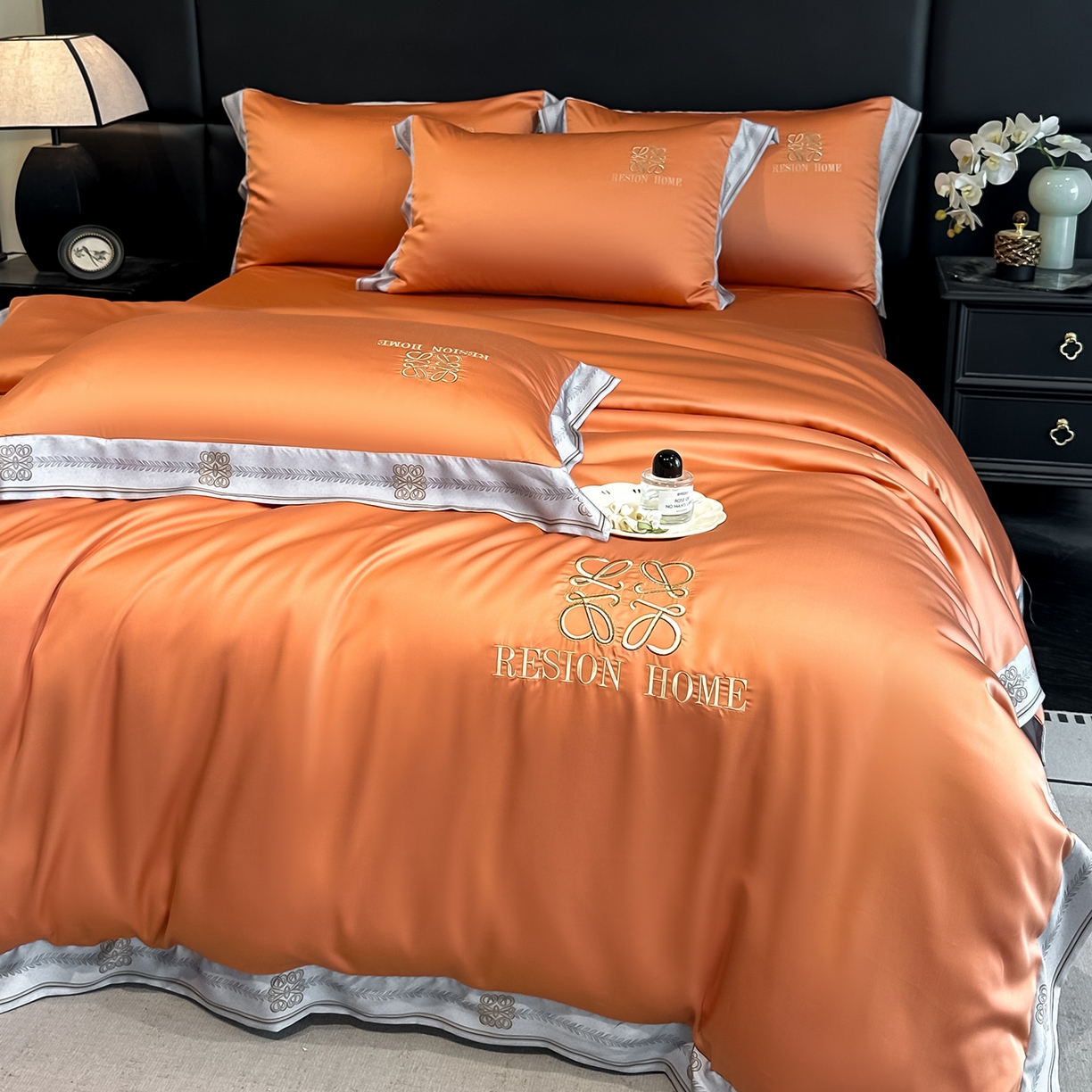 91家纺网 家纺一手货源 找家纺 露梦家纺 2026新款A类水洗真丝轻奢刺绣拼接宽边四件套--贝拉系列 贝拉-玛仕橘