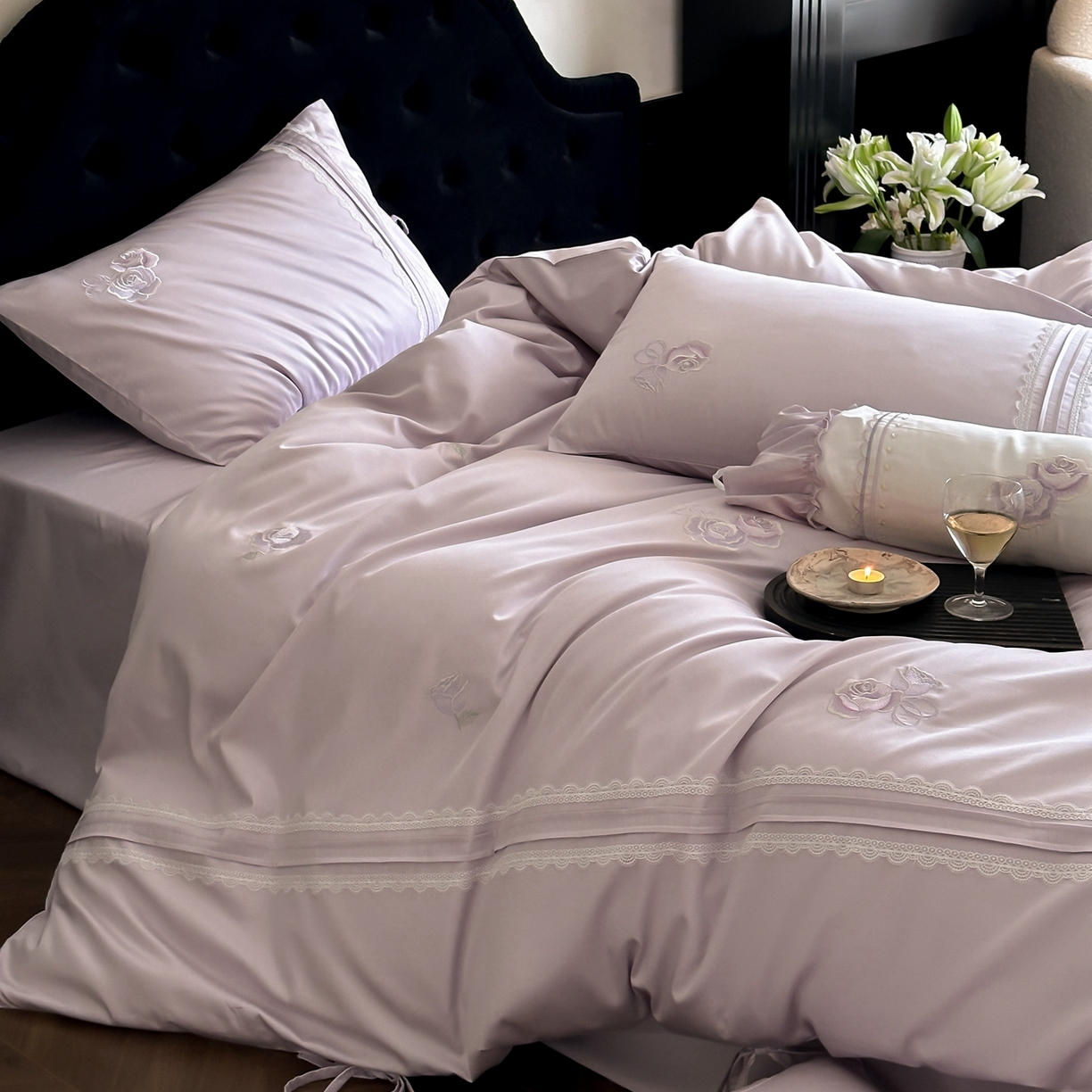 91家纺网 家纺一手货源 找家纺 （总）树下 2026新款A类100支50S双股刺绣高支高密贡缎全棉长绒棉四件套-柔堇,柔堇-紫,柔堇-粉