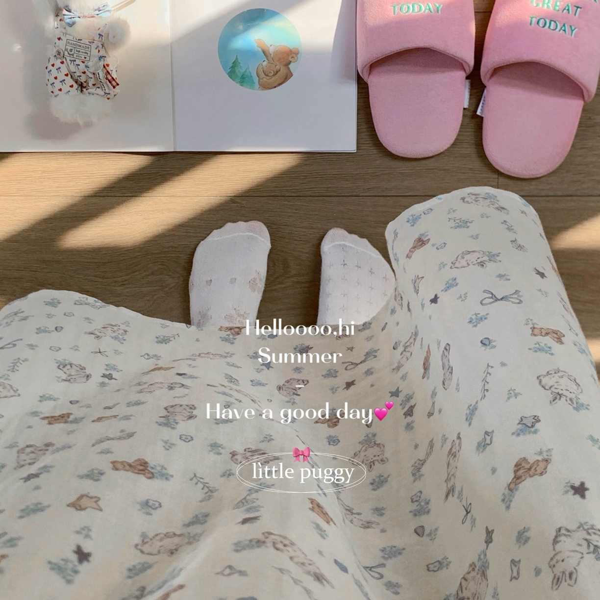 91家纺网 家纺一手货源 找家纺 妍景家居生活馆 2026新款双层纱小飞袖睡裙 雨后兔兔花园米白