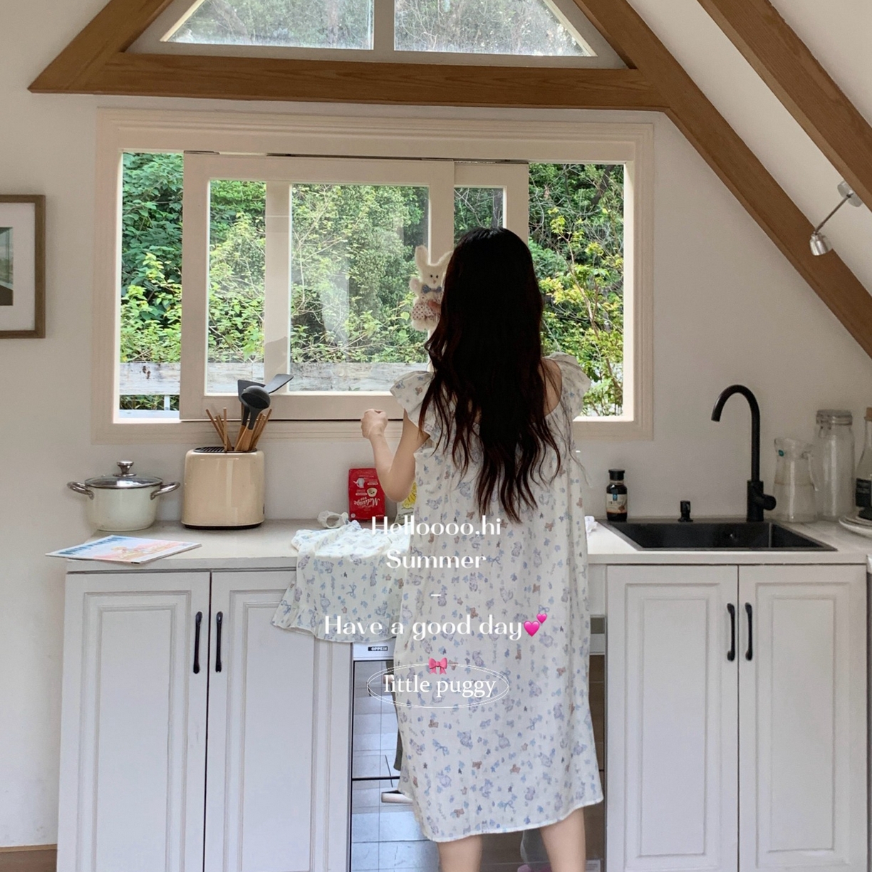 91家纺网 家纺一手货源 找家纺 妍景家居生活馆 2026新款双层纱小飞袖睡裙 雨后兔兔花园米白