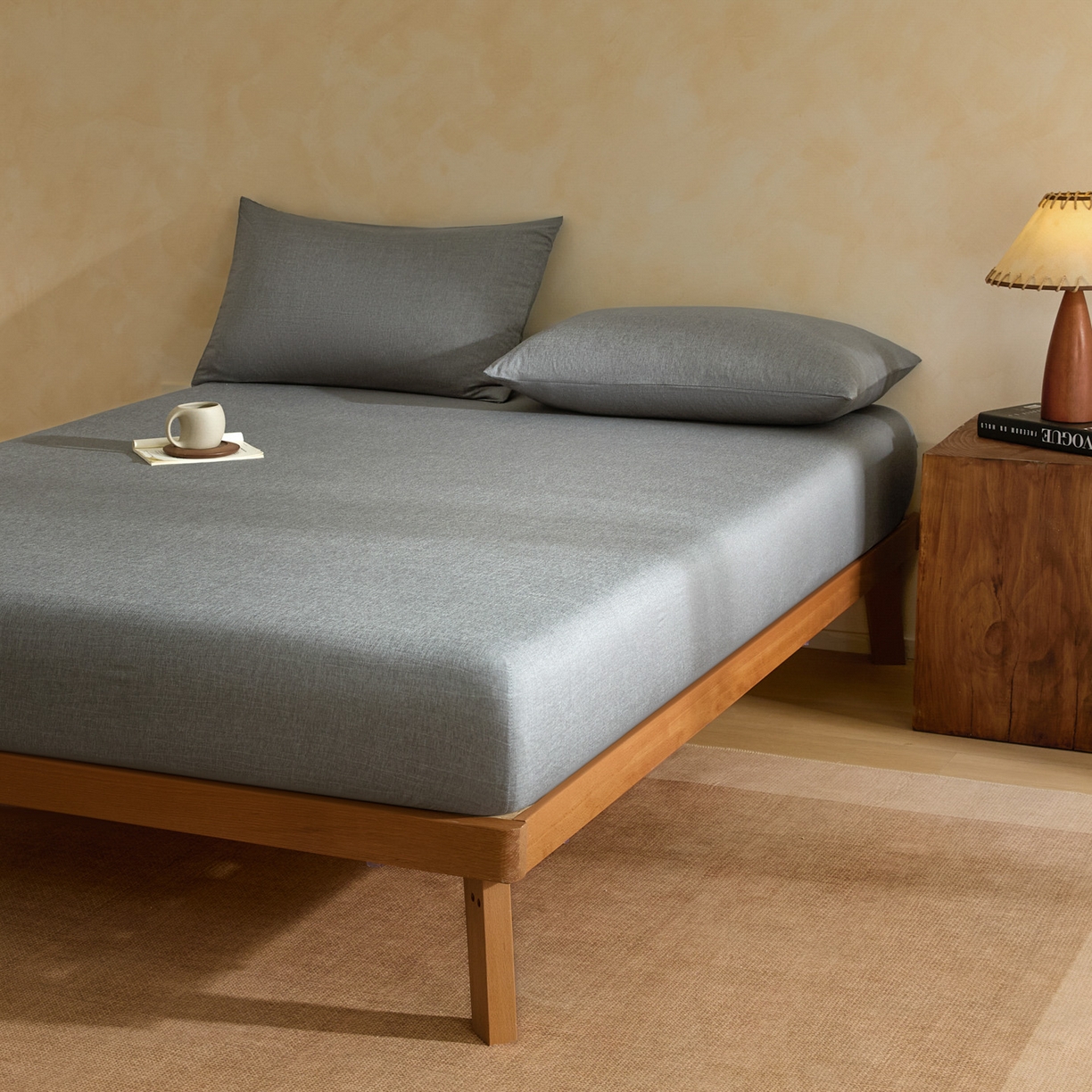 91家纺网 家纺一手货源 找家纺 梵克保罗 2026新品竹纤维床笠凉感纹理感  30%竹纤维 70%超细纤维 竹纤维-浅灰