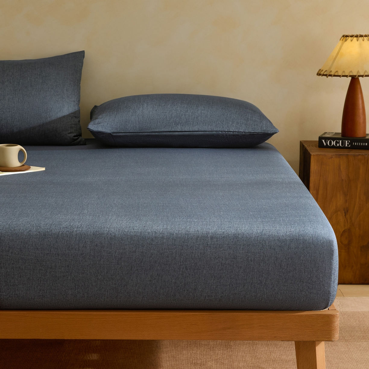 91家纺网 家纺一手货源 找家纺 梵克保罗 2026新品竹纤维床笠凉感纹理感  30%竹纤维 70%超细纤维 竹纤维-深蓝