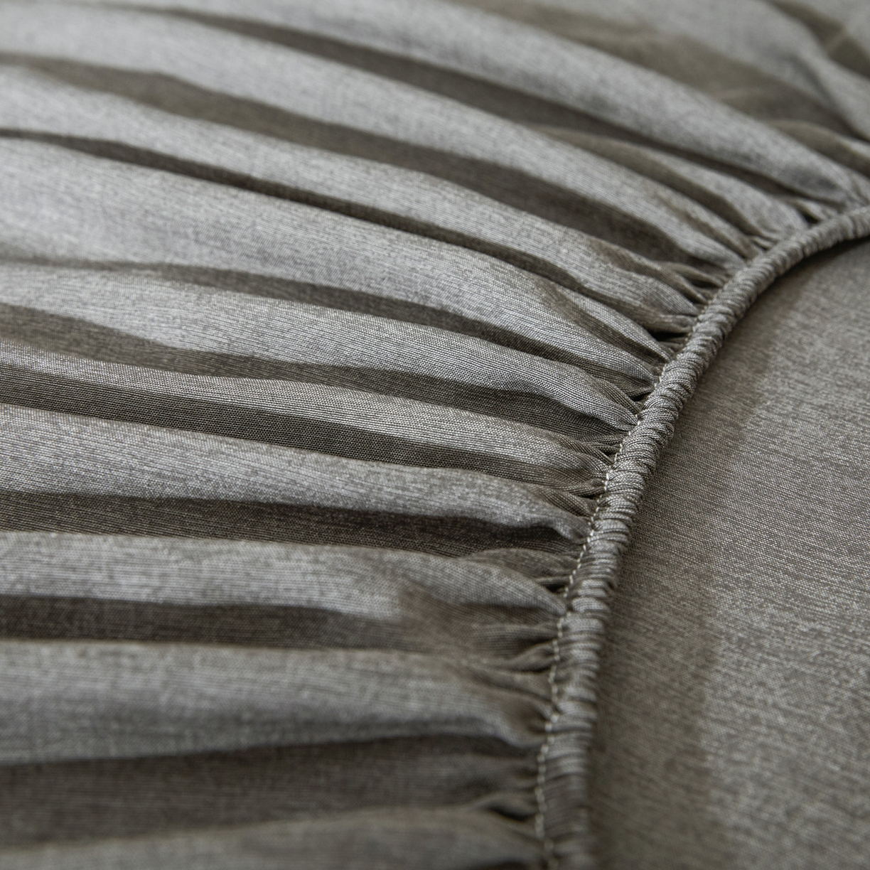 91家纺网 家纺一手货源 找家纺 梵克保罗 2026新品竹纤维床笠凉感纹理感  30%竹纤维 70%超细纤维 竹纤维-浅灰