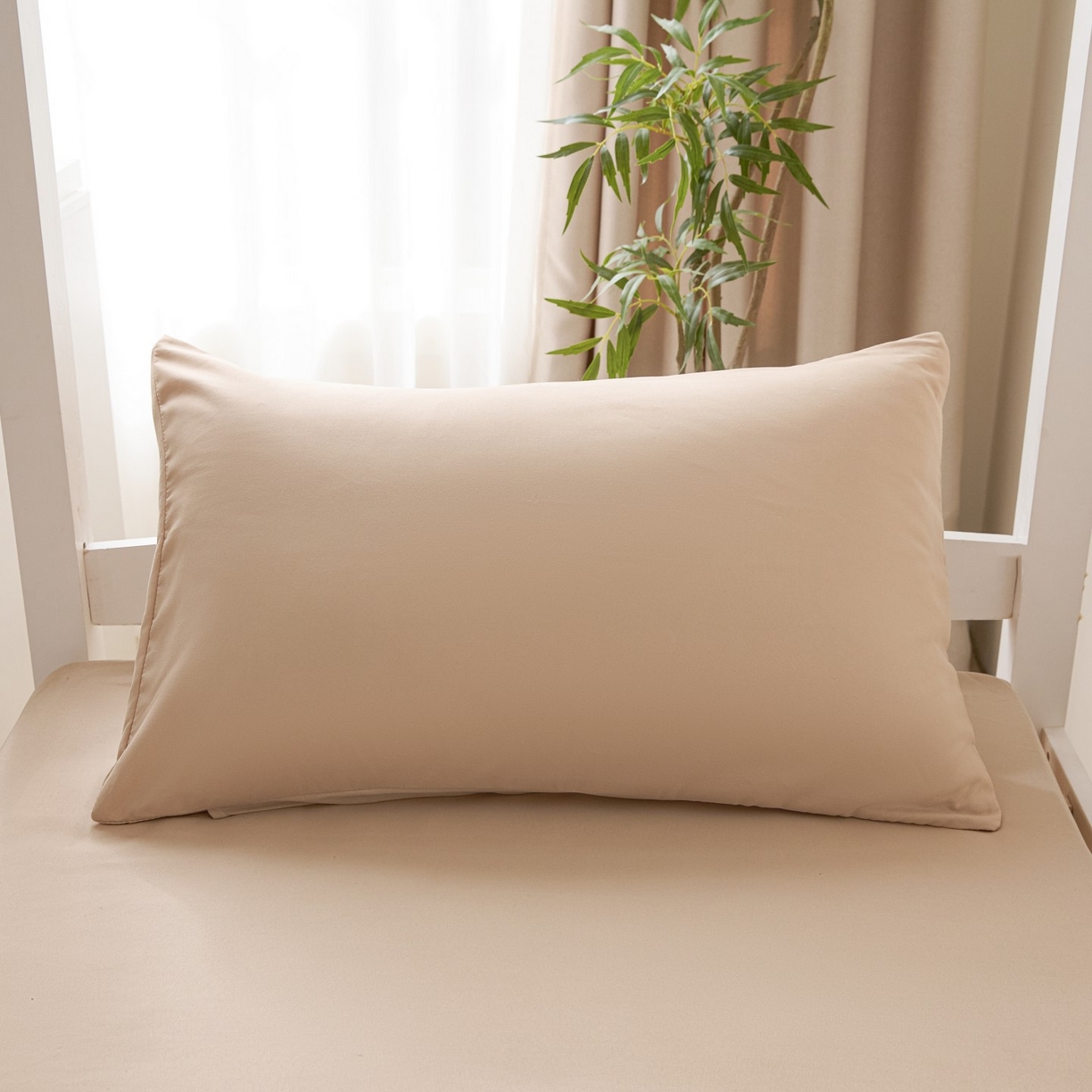 91家纺网 家纺一手货源 找家纺 梵克保罗 2026新款亲肤舒适简约款学生床床垫套 卡其