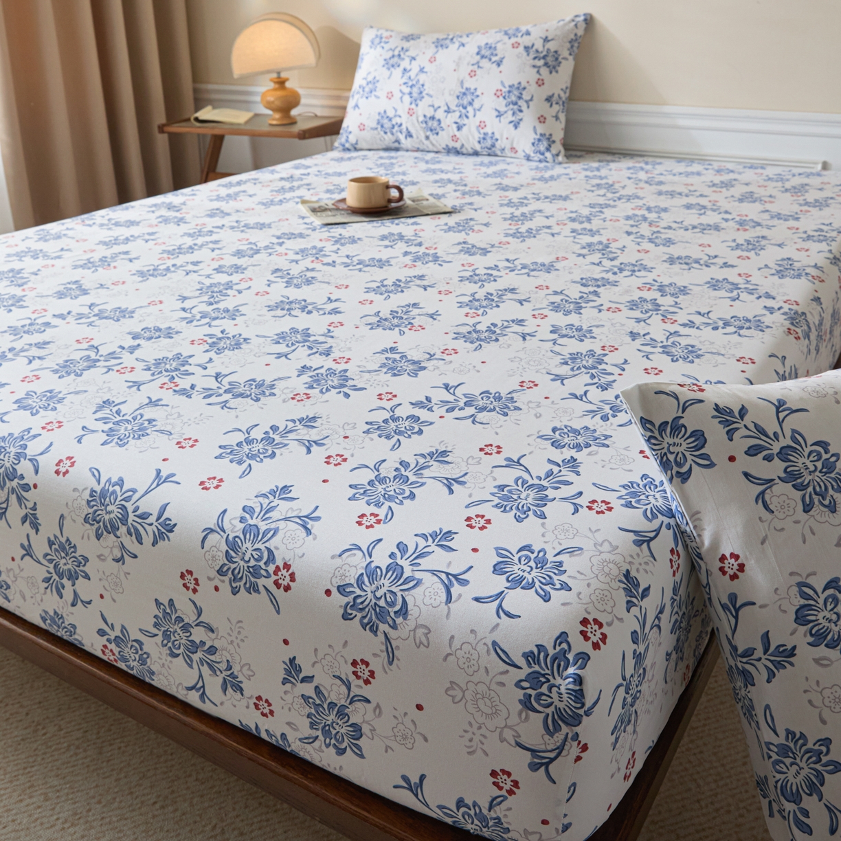 91家纺网 家纺一手货源 找家纺 梵克保罗 2026新款全棉专版花型青花瓷系列单品床笠 釉知春