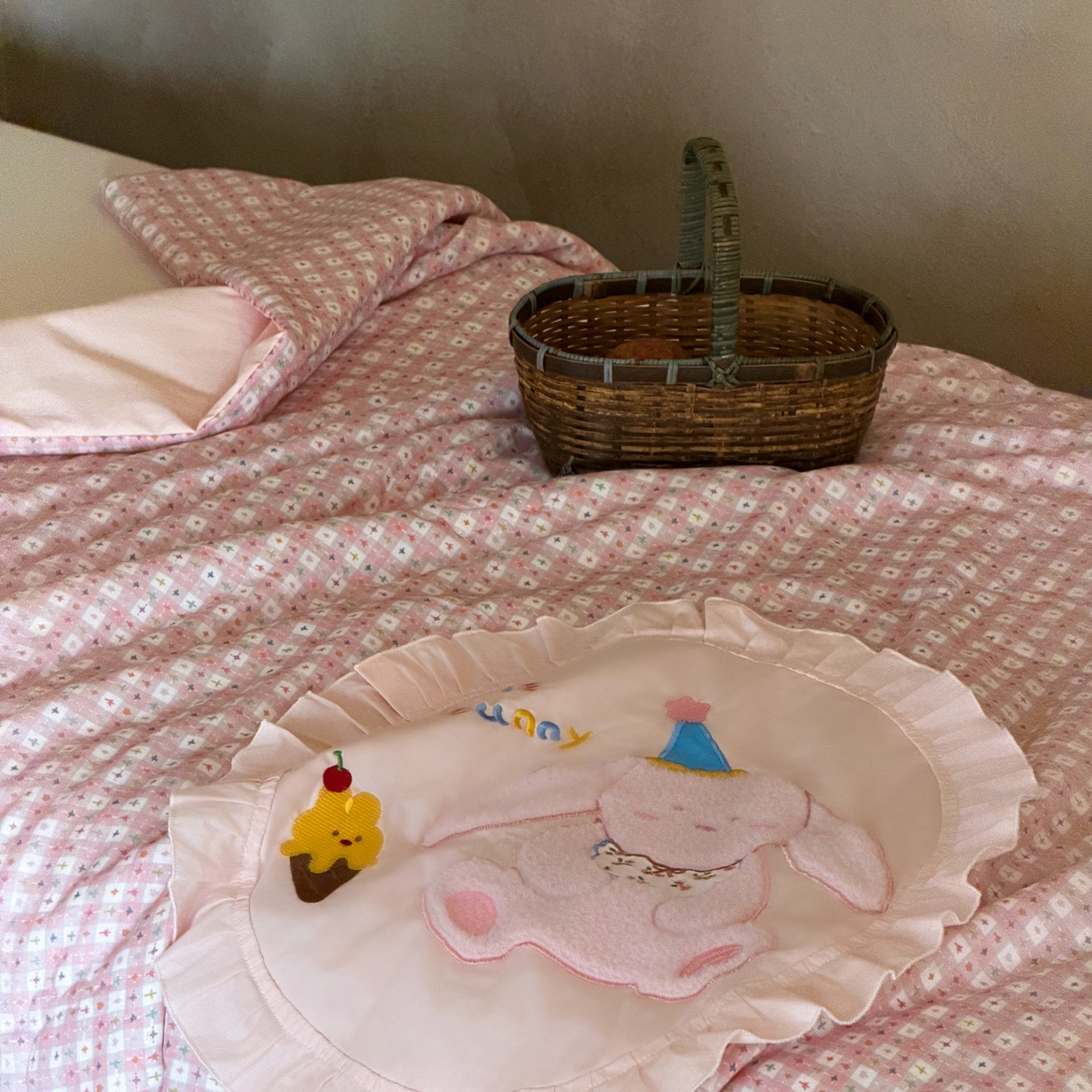 91家纺网 家纺一手货源 找家纺 （总）喜多兔儿童家纺 2026新款A类全棉双层纱贴布绣夏被夏凉被空调被