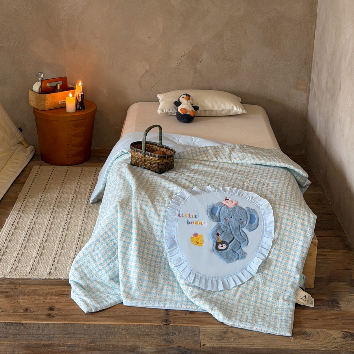 91家纺网 家纺一手货源 找家纺 喜多兔儿童家纺 2026新款A类全棉双层纱贴布绣夏被夏凉被空调被 蓝色艾斯小象宝