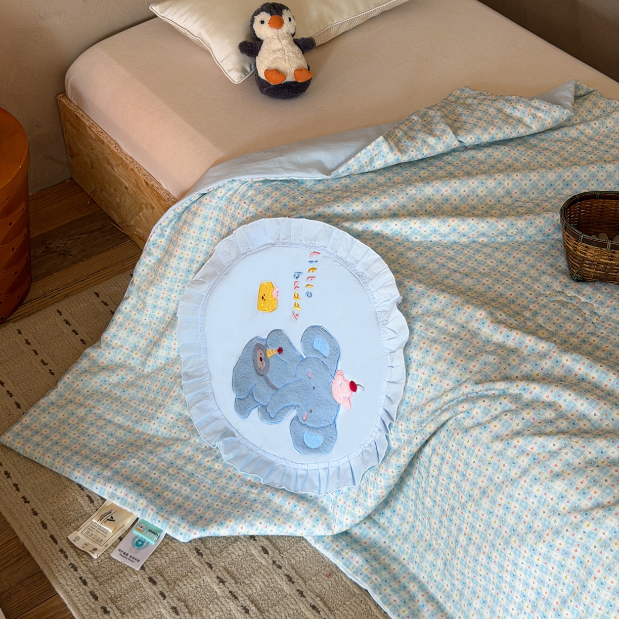 91家纺网 家纺一手货源 找家纺 喜多兔儿童家纺 2026新款A类全棉双层纱贴布绣夏被夏凉被空调被 蓝色艾斯小象宝
