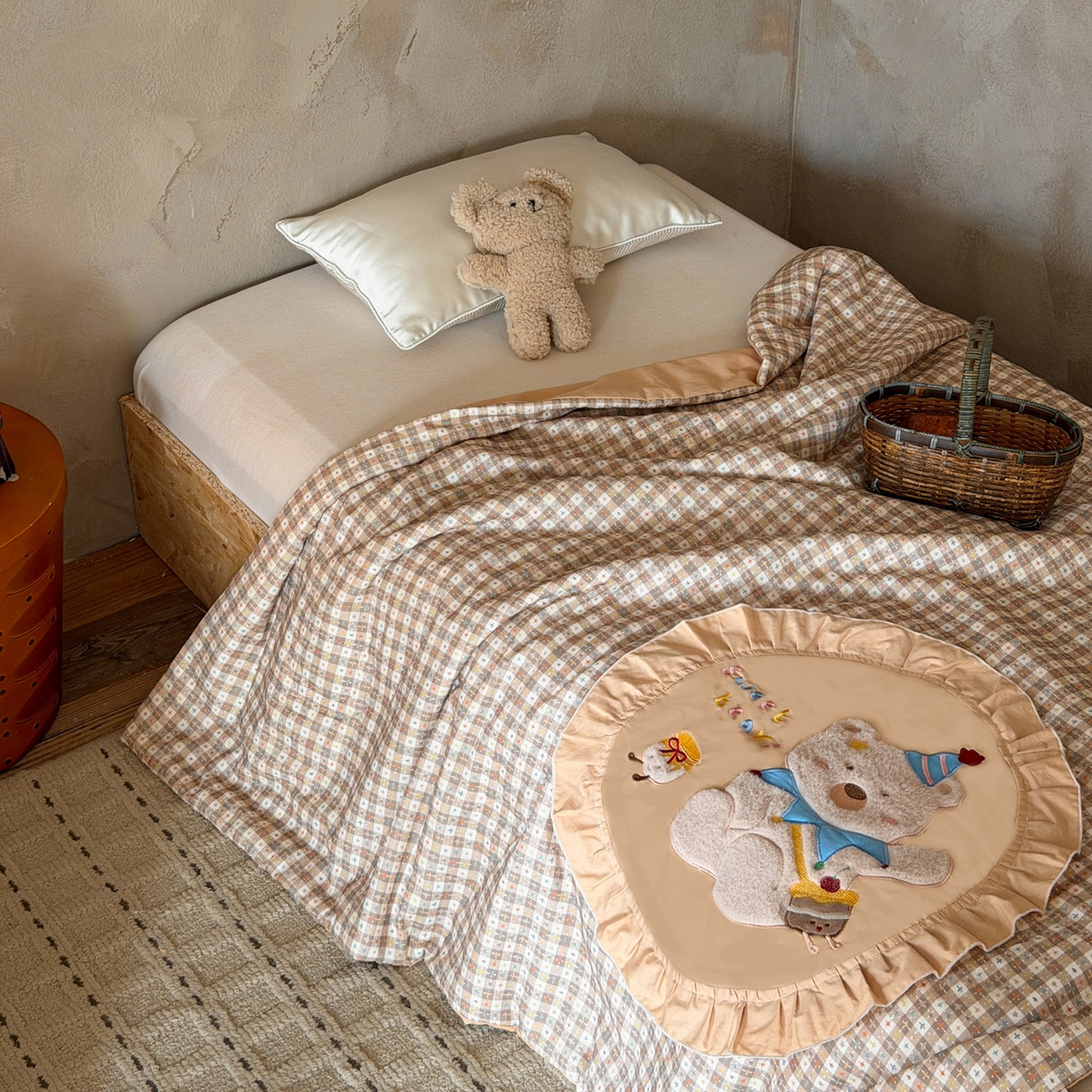 91家纺网 家纺一手货源 找家纺 喜多兔儿童家纺 2026新款A类全棉双层纱贴布绣夏被夏凉被空调被 卡其色邦迪小熊