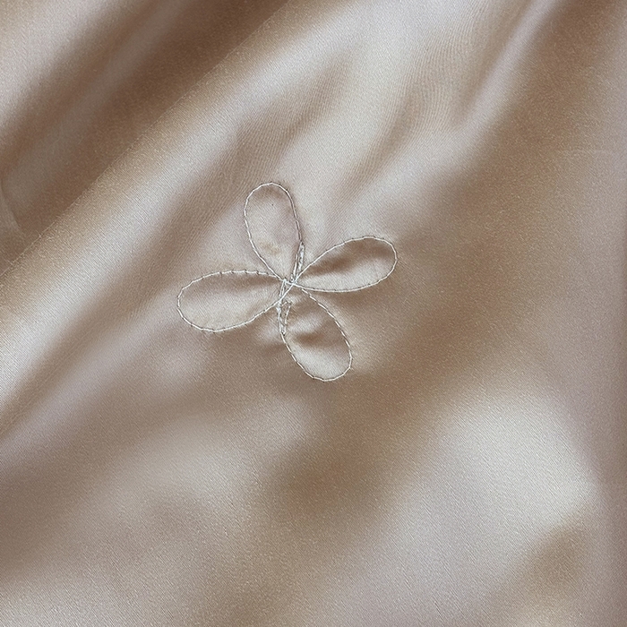 91家纺网 家纺一手货源 找家纺 波比可可 2026新款春夏凉感莱赛尔60支兰精天丝绣花夏被四件套 萌宠日记