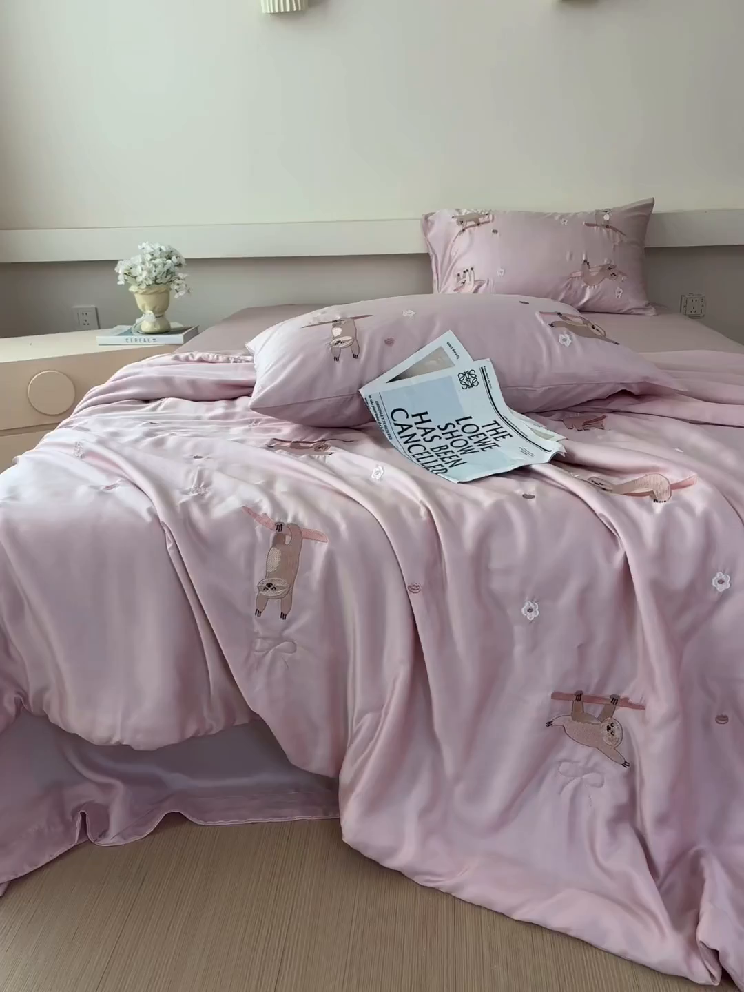 91家纺网 家纺一手货源 找家纺 波比可可 2026新款春夏凉感莱赛尔60支兰精天丝绣花夏被四件套 甜蜜花园