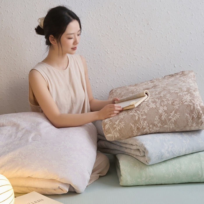 91家纺网 家纺一手货源 找家纺 如一 2026新款60S全棉色织提花三层纱夏被四件套叶蔓系列 组合