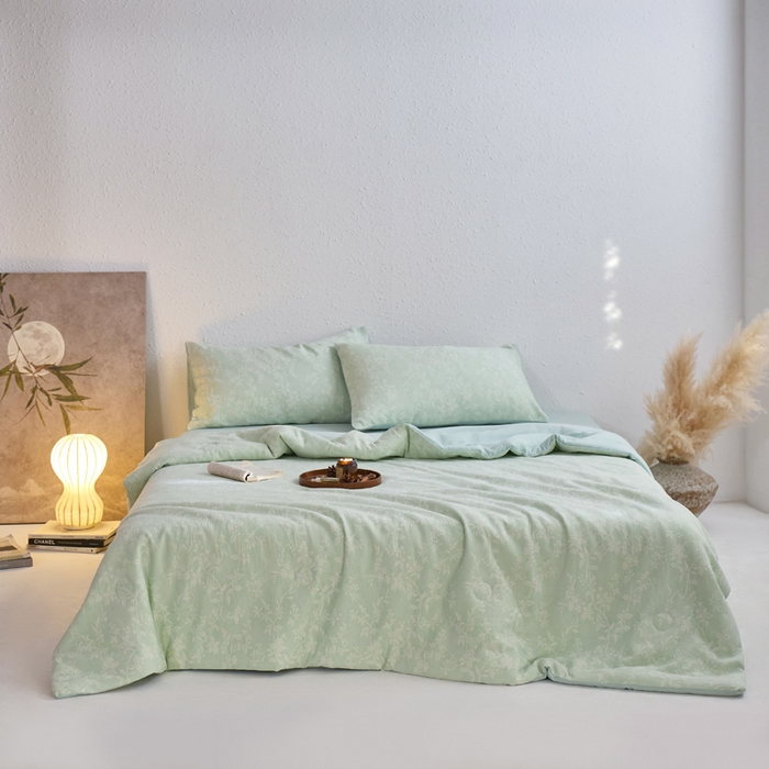 91家纺网 家纺一手货源 找家纺 如一 2026新款60S全棉色织提花三层纱夏被四件套叶蔓系列 叶蔓绿