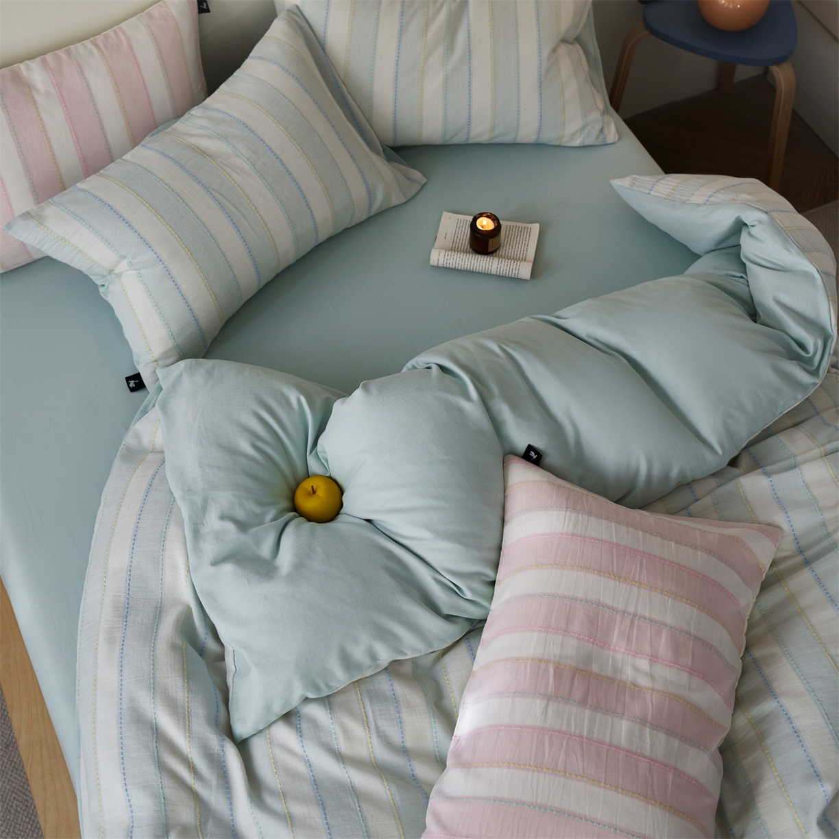 91家纺网 家纺一手货源 找家纺 安莱生活 2026年新款菊花纱缎染纱布全棉提花奶油布丁四件套 奶油布丁-淡蓝