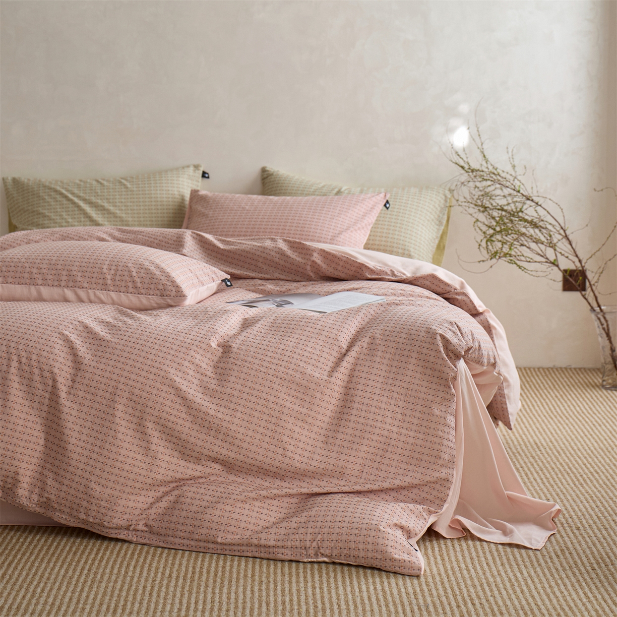 91家纺网 家纺一手货源 找家纺  安莱生活 2026年新款水洗棉提花松栗小禾四件套 松栗小禾-豆沙