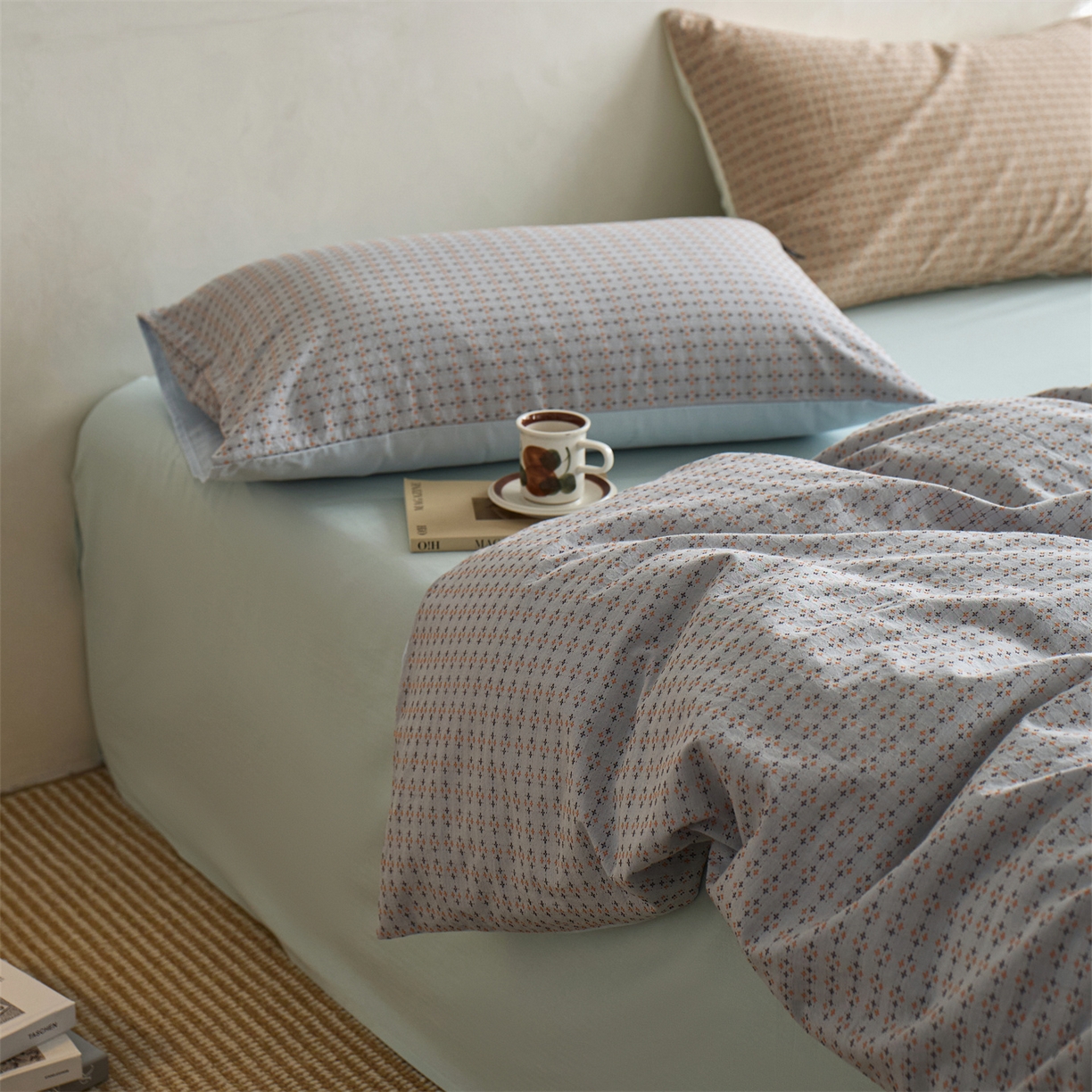 91家纺网 家纺一手货源 找家纺  安莱生活 2026年新款水洗棉提花松栗小禾四件套 松栗小禾-灰蓝