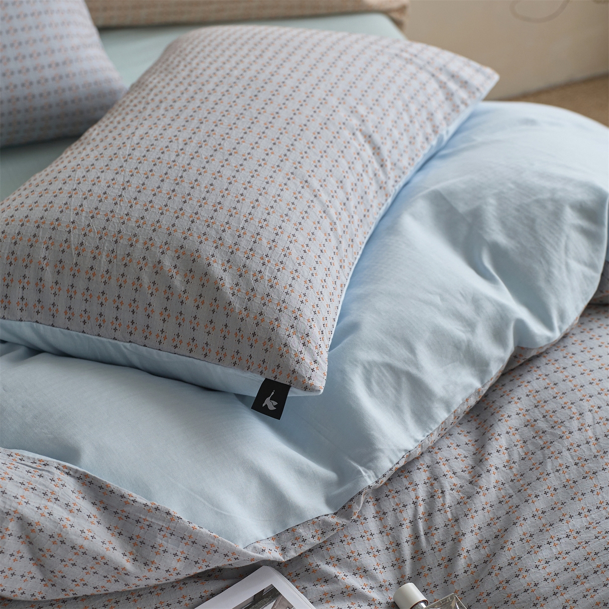 91家纺网 家纺一手货源 找家纺  安莱生活 2026年新款水洗棉提花松栗小禾四件套 松栗小禾-灰蓝