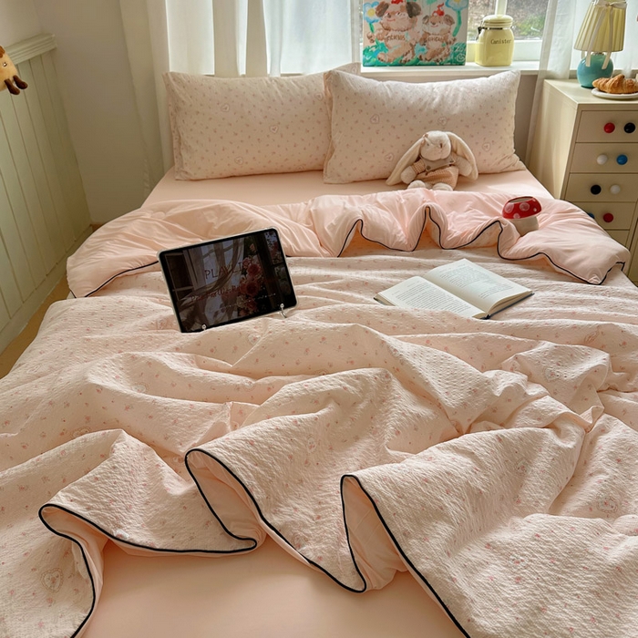 91家纺网 家纺一手货源 找家纺 几禾 2026新款泡芙纱单夏被夏凉被空调被-凉糖系列（凉而不冰的触感，清凉与柔软兼得） 凉糖-春日甜桃心 粉