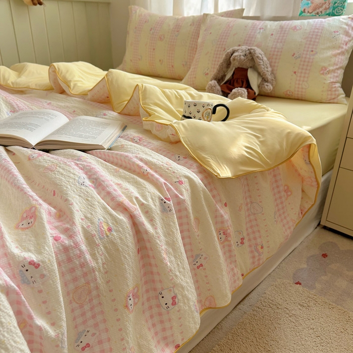91家纺网 家纺一手货源 找家纺 几禾 2026新款泡芙纱单夏被夏凉被空调被-凉糖系列（凉而不冰的触感，清凉与柔软兼得） 凉糖-黄粉猫团