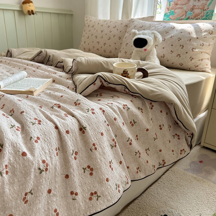 91家纺网 家纺一手货源 找家纺 几禾 2026新款泡芙纱单夏被夏凉被空调被-凉糖系列（凉而不冰的触感，清凉与柔软兼得） 凉糖-酒渍樱桃