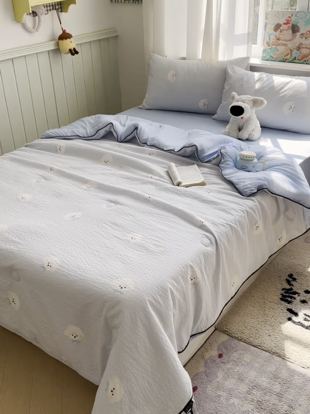 91家纺网 家纺一手货源 找家纺 几禾 2026新款泡芙纱单夏被夏凉被空调被-凉糖系列（凉而不冰的触感，清凉与柔软兼得） 凉糖-蓝领结狗