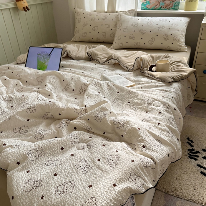 91家纺网 家纺一手货源 找家纺 几禾 2026新款泡芙纱单夏被夏凉被空调被-凉糖系列（凉而不冰的触感，清凉与柔软兼得） 凉糖-描线小猫 咖