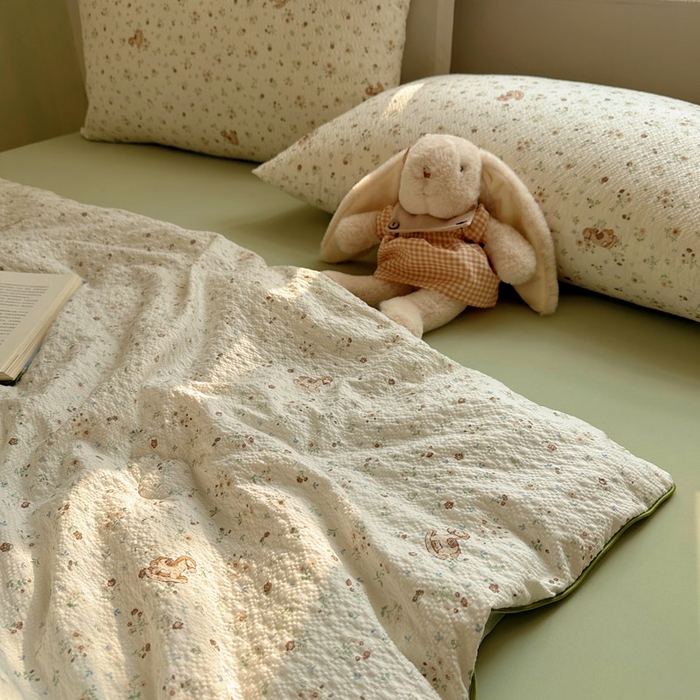 91家纺网 家纺一手货源 找家纺 几禾 2026新款泡芙纱单夏被夏凉被空调被-凉糖系列（凉而不冰的触感，清凉与柔软兼得） 凉糖-木马小花团