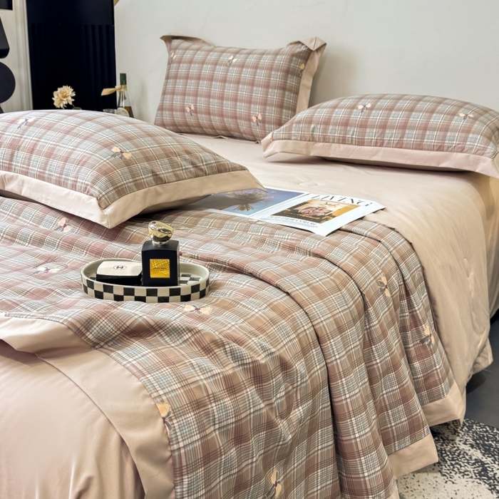 91家纺网 家纺一手货源 找家纺 新款凉感天丝棉夏被夏凉被空调被夏被四件套系列 卡利亚