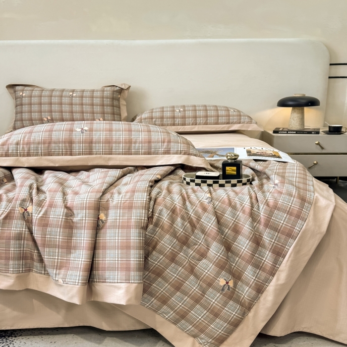 91家纺网 家纺一手货源 找家纺 新款凉感天丝棉夏被夏凉被空调被夏被四件套系列 卡利亚