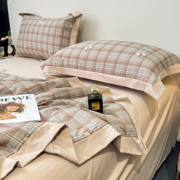 91家纺网 家纺一手货源 找家纺 新款凉感天丝棉夏被夏凉被空调被夏被四件套系列 卡利亚